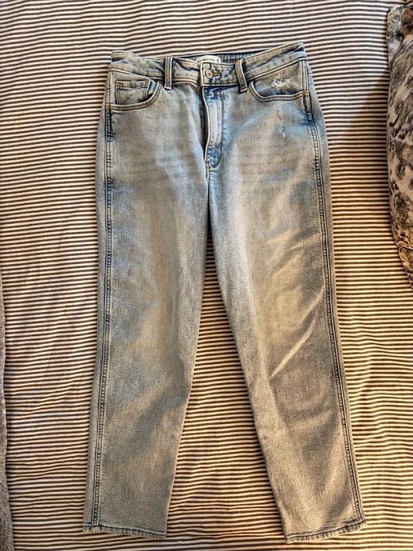 Abercrombie & Fitch Mom Jeans - Image 3