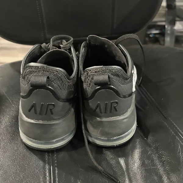 Nike Black and White Sneakers - Image 3