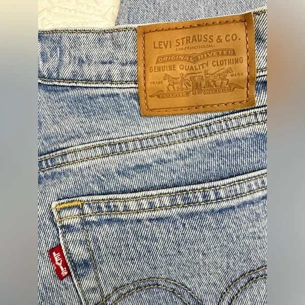 Levi's Premium Wedgie jeans button fly high waist size 26 - Image 14