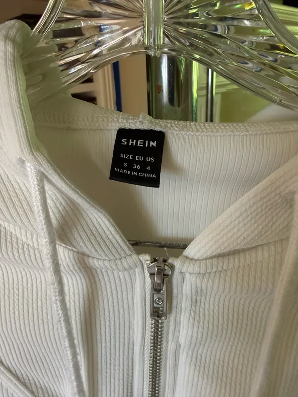 SHEIN White ribbed knit slim cropped hoodie - Image 3