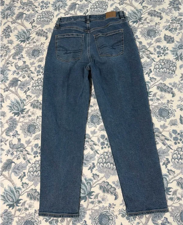 American Eagle Jeans - Image 2