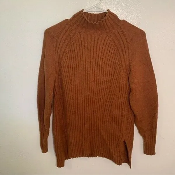 7Modifier‎ Mock Neck Sweater Tan Rust Ribbed Front Brown - Image 2