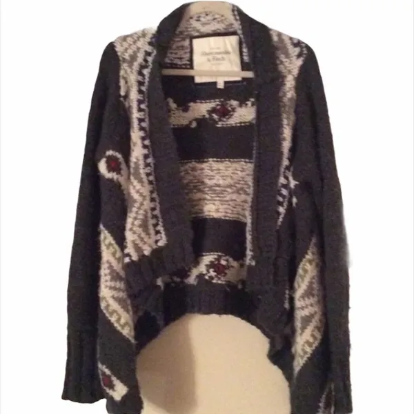 ✨ abercrombie and fitch aztec shawl cardigan✨ - Image 2