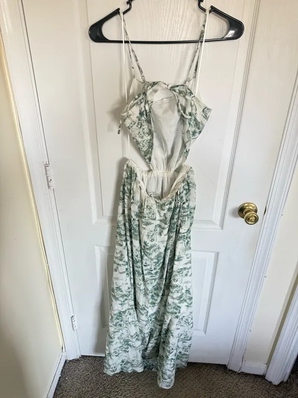 Abercrombie & Fitch Cutout Maxi Green Dress - Image 5