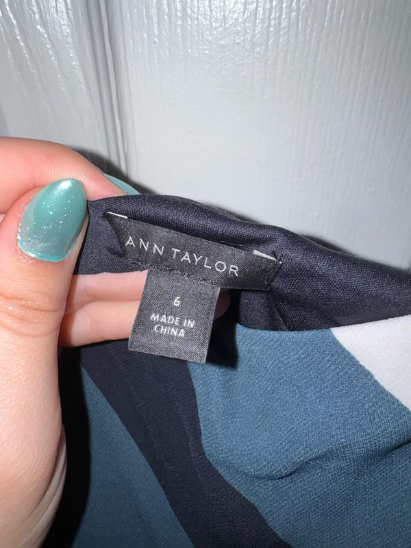 Ann Taylor Dress - Image 3