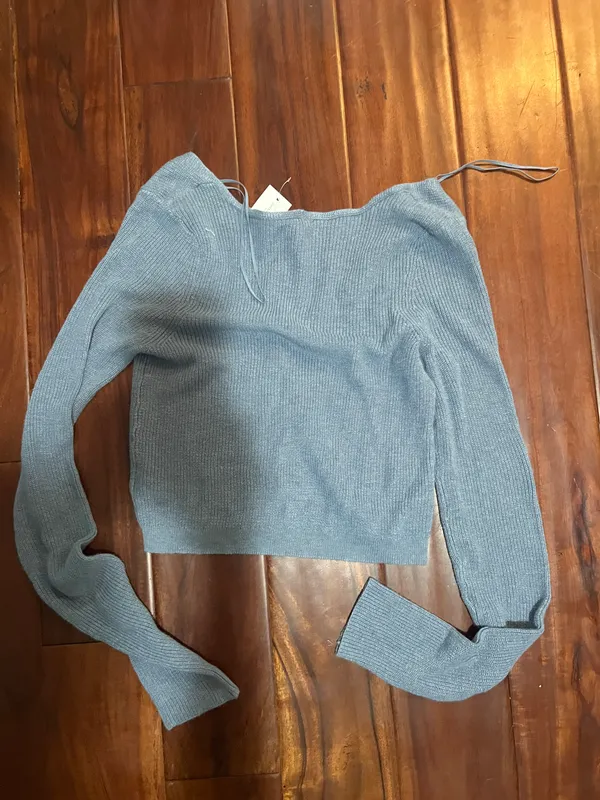 American Eagle Outfitters Sweater - Image 2