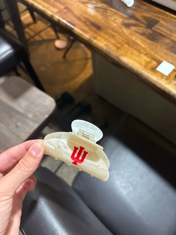 Customized college claw clips! Multiple - Image 2