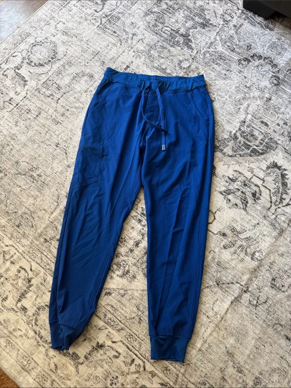 Cozy Fit Royal blue scrub set size medium - Image 4