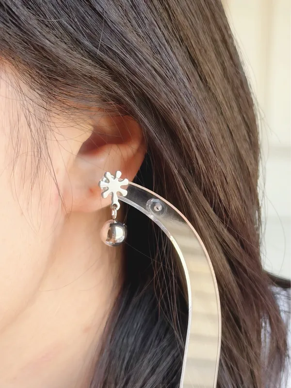 Handmade fully stainless steel flower & ball dangle earrings🌼 - Image 2