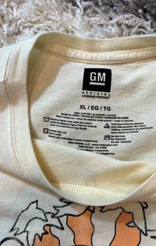 GM Camaro Tshirt Yellow Size XL - Image 2
