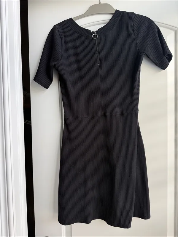 Abercrombie & Fitch Black Ribbed Fit & Flare Short Sleeve Dress - Image 3