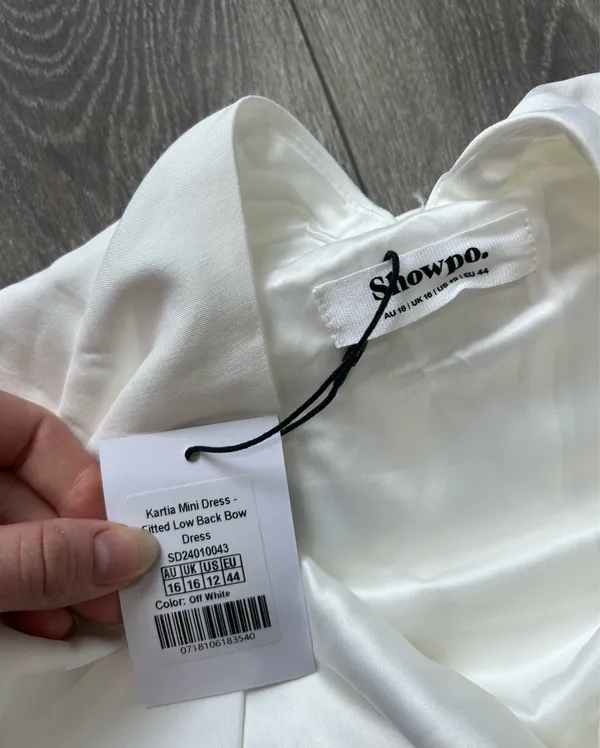 New Showpo Kartia Mini Dress Fitted Low Back Bow Dress In Off White Size Large - Image 9