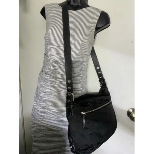 Coach Medium Tote Msrp Black Gray Jacquard Fabric - Image 8