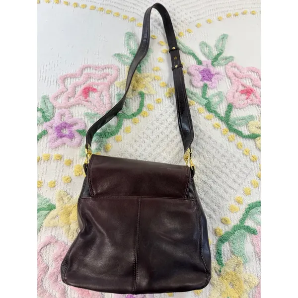 Vintage Dark Brown Leather Crossbody Bag Gold Hardware Flap‎ Snap Closure - Image 9