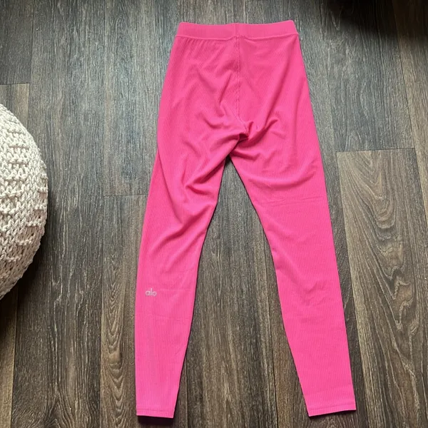 Alo Pink Leggings - Image 4