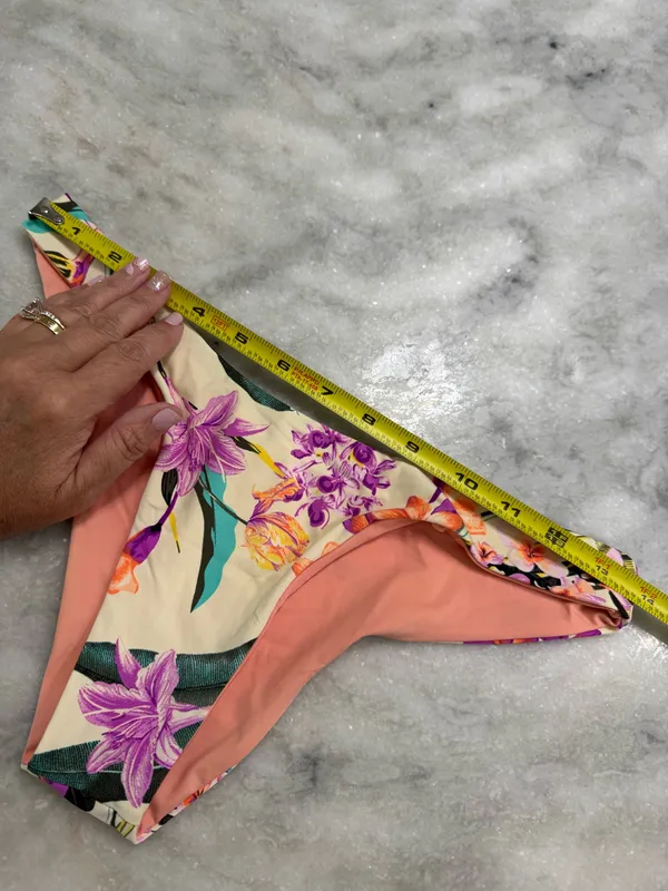 Dippin' Daisy's Two Piece Bikini. Size Small - Image 7