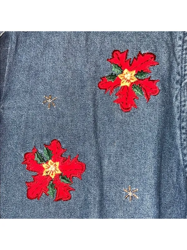 Vintage Jean Shirt Denim Shirt Holiday Embroidery Christmas Cottagecore 90s - Image 7