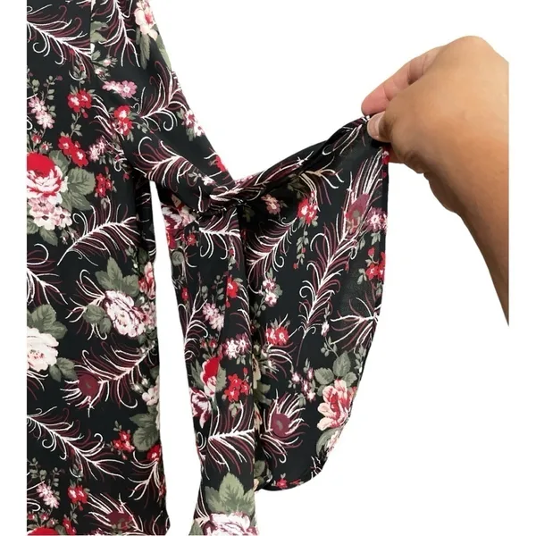 LOFT Black Floral Bell Sleeve Blouse Size M - Image 6