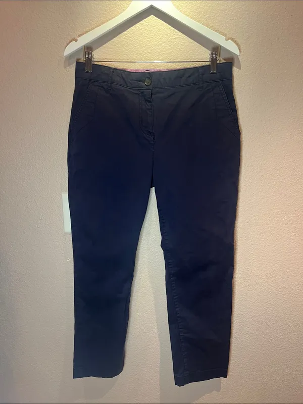 Boden Women’s Navy Blue Chino Style Cropped Pants Size 8 Petite - Image 2
