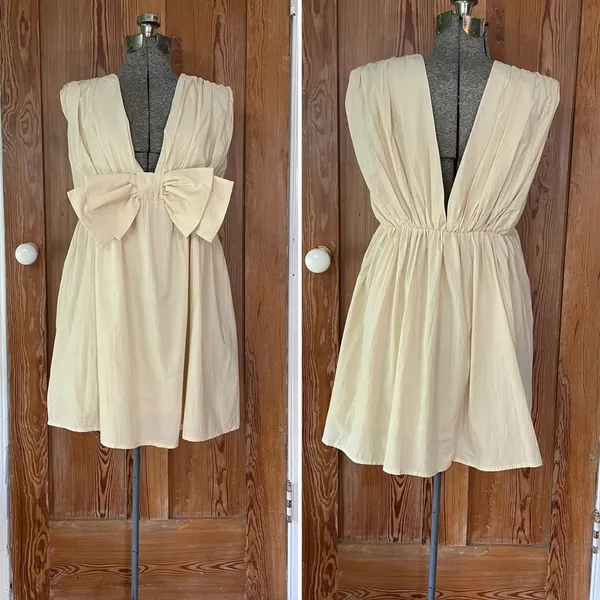 BUCKET LIST Darcy Cream Big Bow Deep V Babydoll Coquette Mini Dress - Size M - Image 5