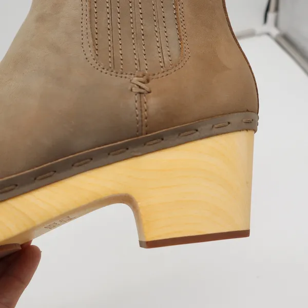 Frye and Co. Boots Womens 8.5 Odessa Chelsea Taupe Wood Heel Platform NEW - Image 7