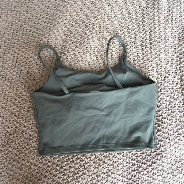 Green Workout Top Size M - Image 2