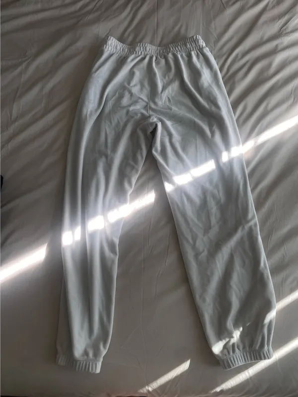 Velvet White Joggers Forever 21 - Image 3