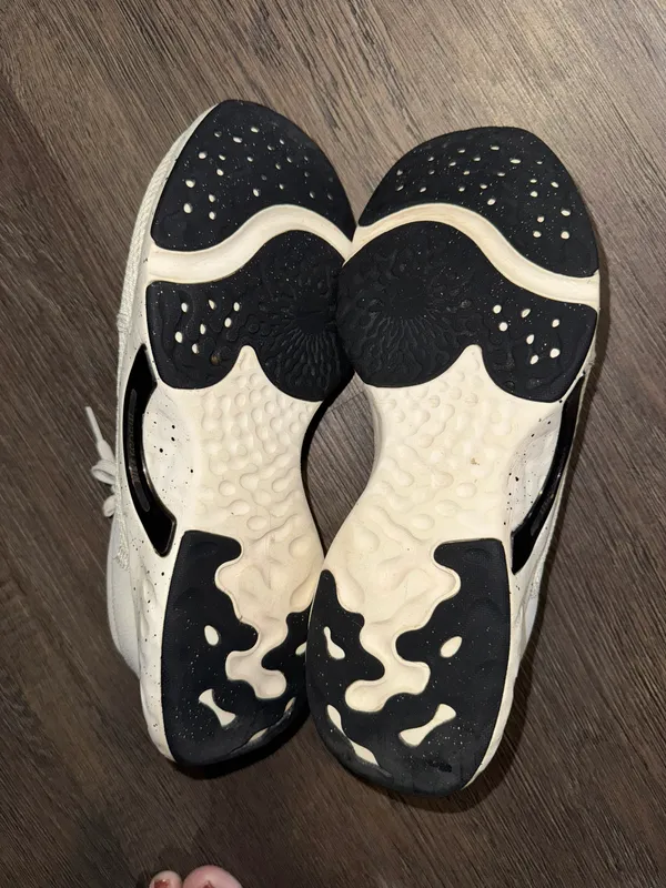 Nike Renew Size 10 - Image 5