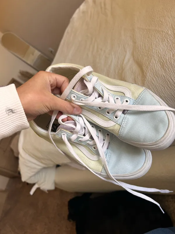 vans  - Image 5