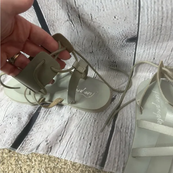 Free people vacation day wrap sandals size 40 - Image 4