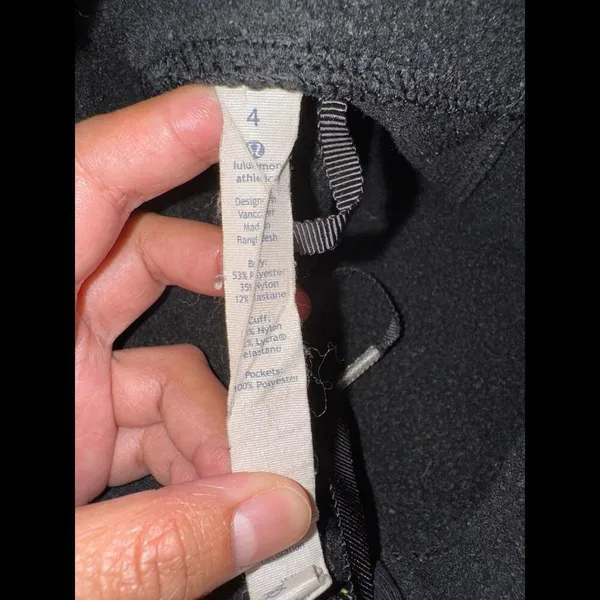 Lululemon Kick The Cold Jacket Black Size 4 - Image 2