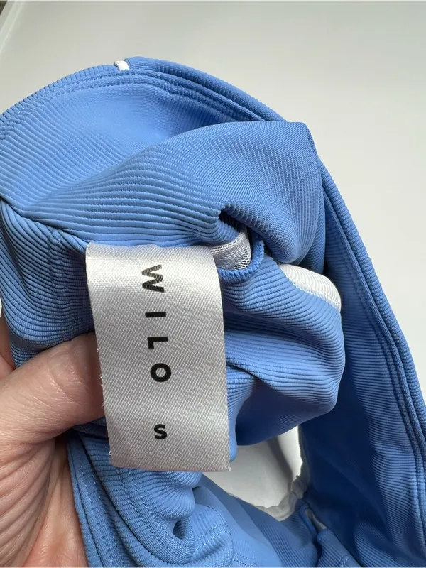 Wilo Blue Crop Top with White Trim size small - Image 9