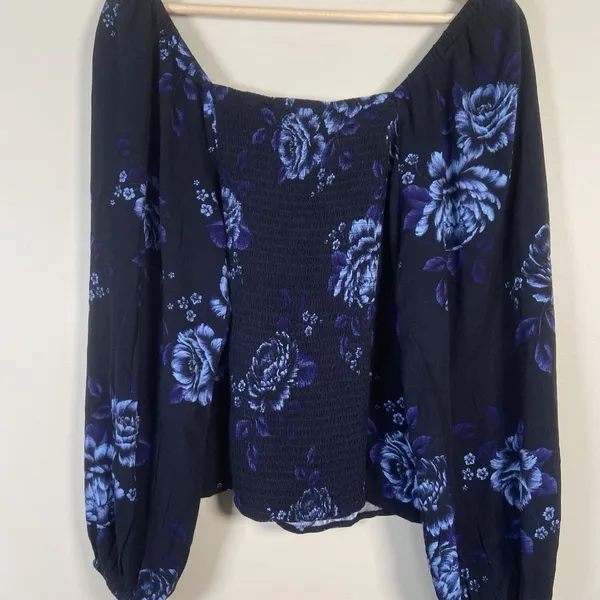 Old Navy Womens M Puff Sleeve Smock Long Sleeve Blouse Navy Blue Floral‎ Cottage - Image 5