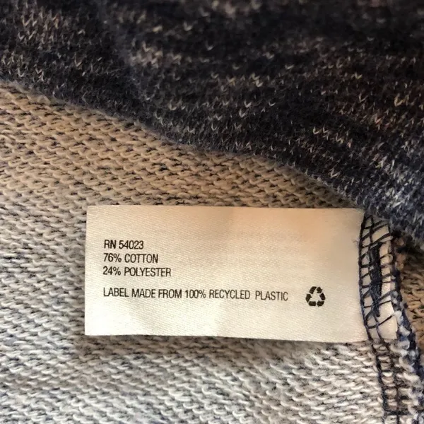 Gap hoodie shirt    - Image 8