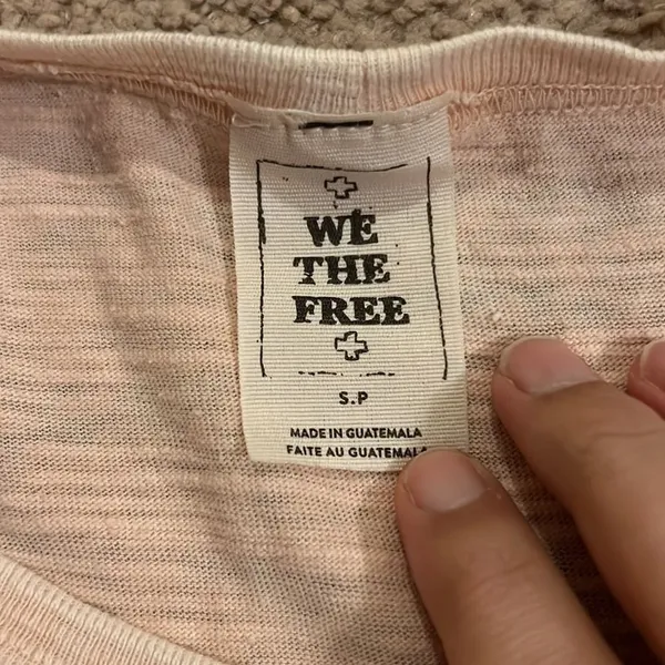 We the‎ free small top - Image 6