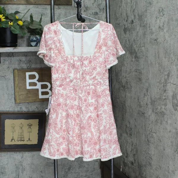 B Darlin Womens Juniors Floral Print Open Back Mini Dress 3CMT257 Pink 11/12 - Image 2