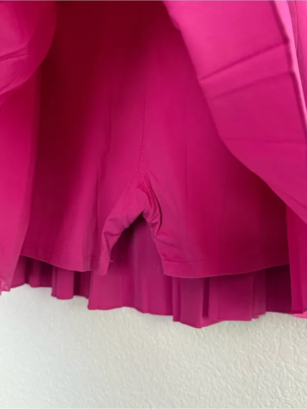 Pink Pleated Mini Skirt Medium - Image 2