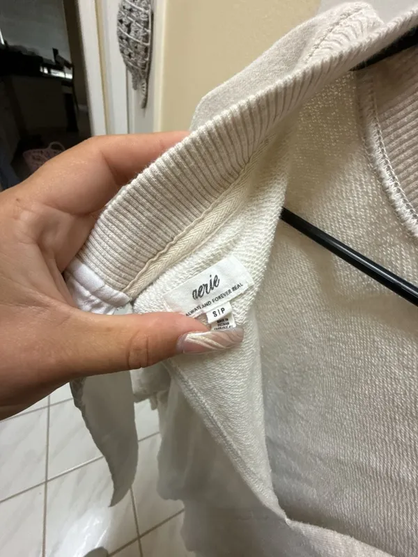 Aerie Cream Ribbed Neck Sweatshirt Size S - Image 2