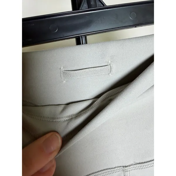 Lululemon Wunder Train Leggings in Riverstone Size 6 28" Inseam - Image 5