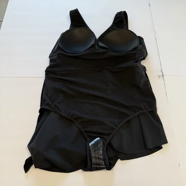 NWT Torrid Black Wireless Short‎ Asymmetrical Swim Dress With Brief Size 2X - Image 9