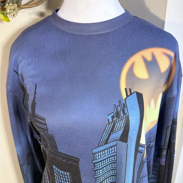 DOLLS KILL x DC Batman Symbol Gotham City Comic Long Sleeve Shirt ~Small💛 - Image 5