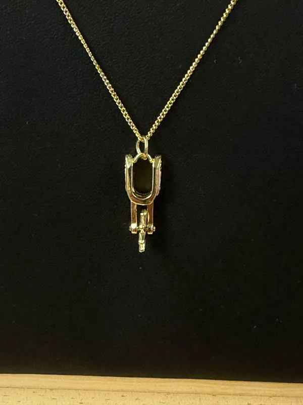 Boutique Boho 18K Gold Pendant Necklace - Image 4