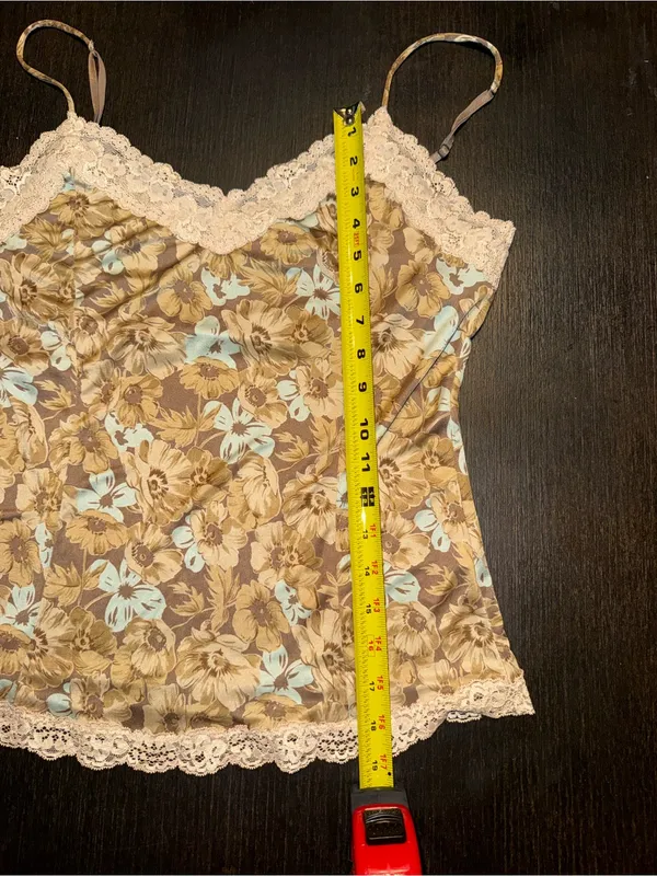 The Limited Y2K Vintage Inspired Floral Lace Conquette Trim Cami Tank Top Boho Cottagecore - Image 5