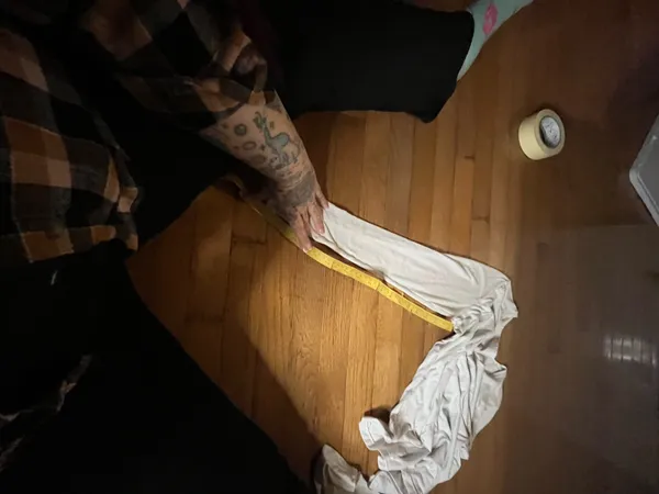 Non branded white long sleeve - Image 6