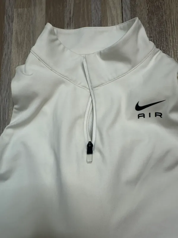 Nike Air Swoosh 1/2 Zip White Sports Bra, Size 2XL - Image 7