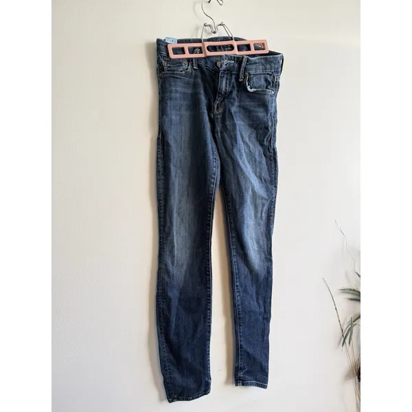 MOTHER The Looker Classic‎ Medium Kitty Mid Wash Low Rise Skinny Jeans - Image 2