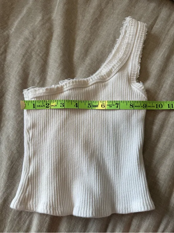 Urban Outfitters One Shoulder White Cropped Tank Top - Image 4