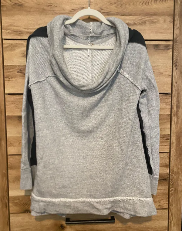 Free People Sweater - Image 2