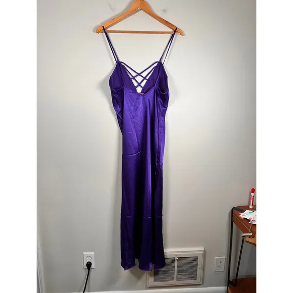 Frederick's of Hollywood Maxi‎ Slip Dress Womens Small Purple Satin sexy V-Neck - Image 3