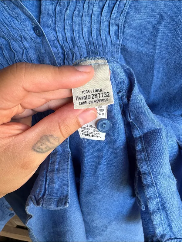 L.L Bean Light Blue Linen Pleated Lagenlook Blouse - Image 4
